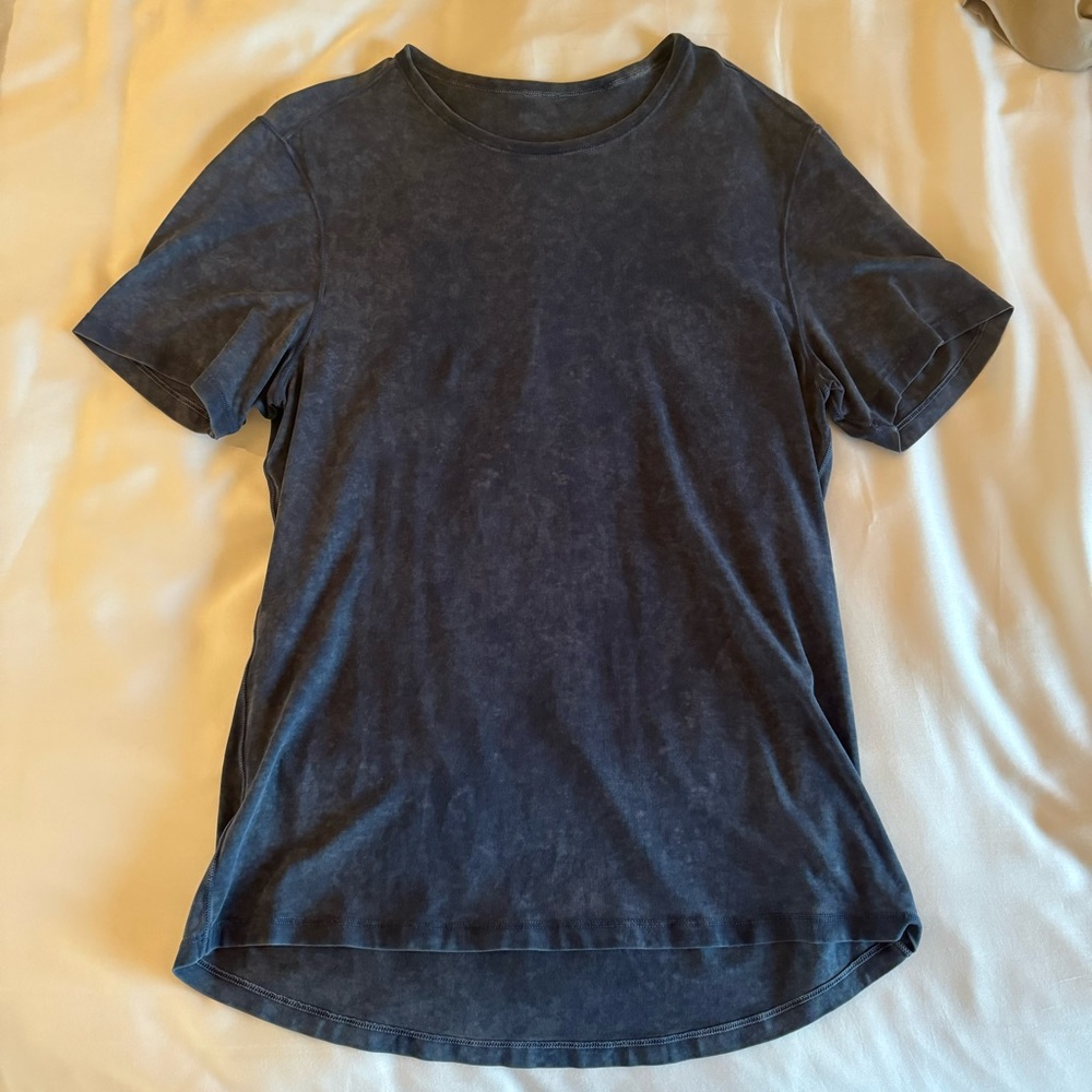 Lululemon Fundamental Tee